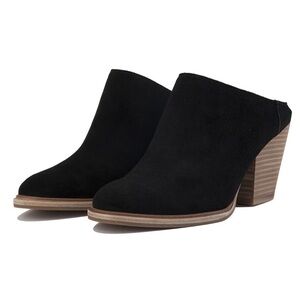 Steve Madden Miilo Suede Mule in Black. Size 7.5